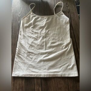 NWOT Daisy Fuentes My Favorite Seamless Cami